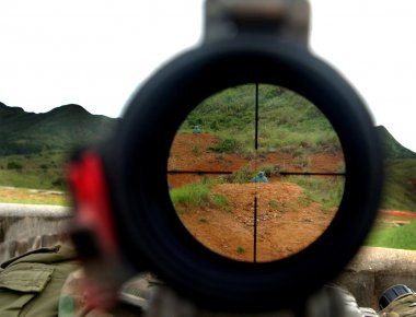 Βίντεο: Ελεύθεροι σκοπευτές στη Συρία